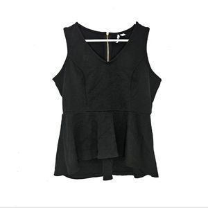 Black peplum v-neck top sleeveless Elle medium